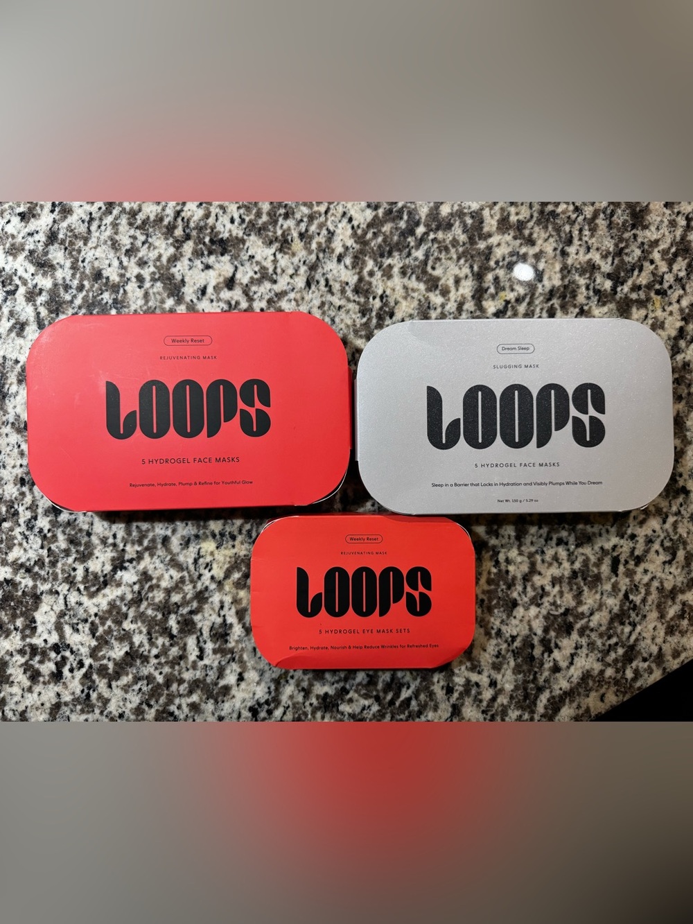 Loops Hydrogel Face & Eye Mask Sets - Red & Silver